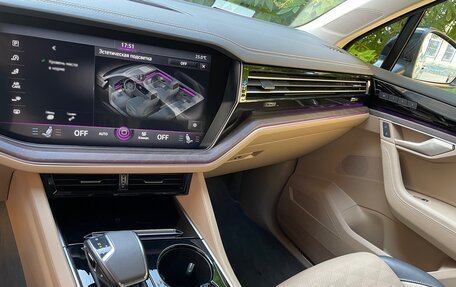 Volkswagen Touareg III, 2019 год, 6 990 000 рублей, 10 фотография