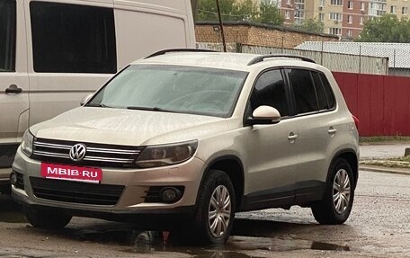 Volkswagen Tiguan I, 2011 год, 830 000 рублей, 6 фотография