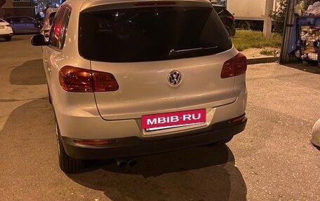 Volkswagen Tiguan I, 2011 год, 830 000 рублей, 8 фотография