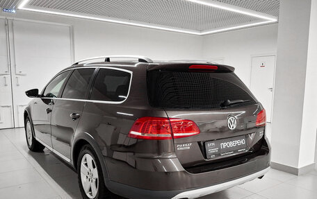 Volkswagen Passat B7, 2012 год, 1 400 000 рублей, 8 фотография