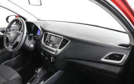 Hyundai Solaris II рестайлинг, 2022 год, 1 930 000 рублей, 10 фотография