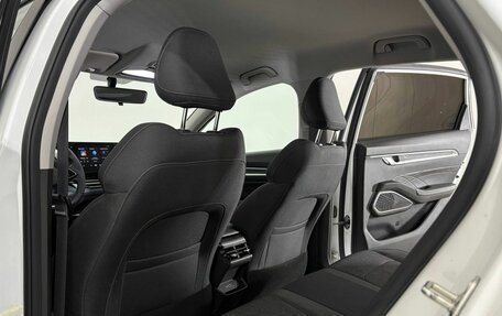 Geely Emgrand, 2024 год, 1 720 000 рублей, 6 фотография