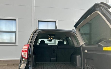 Toyota RAV4, 2011 год, 1 679 000 рублей, 12 фотография