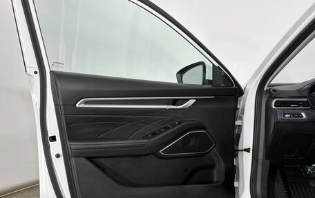 Geely Emgrand, 2024 год, 1 720 000 рублей, 22 фотография