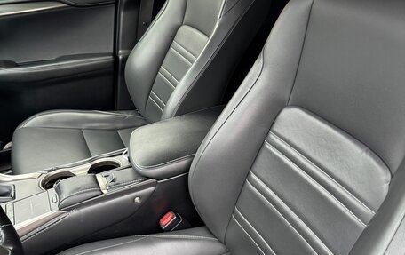 Lexus NX I, 2018 год, 3 600 000 рублей, 6 фотография
