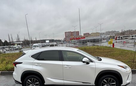 Lexus NX I, 2018 год, 3 600 000 рублей, 11 фотография