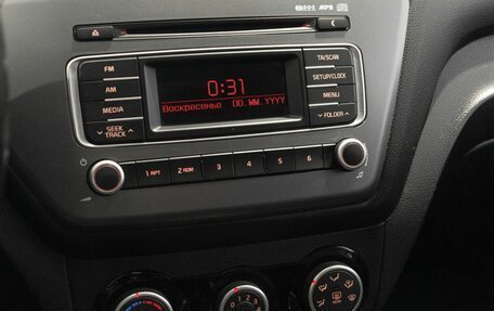 KIA Rio III рестайлинг, 2015 год, 865 000 рублей, 6 фотография