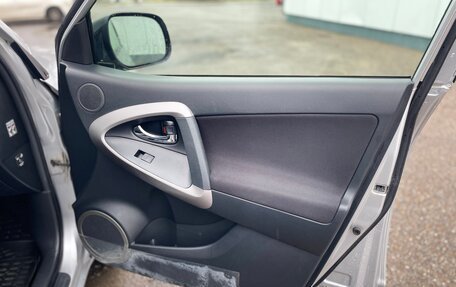 Toyota RAV4, 2008 год, 1 299 000 рублей, 9 фотография