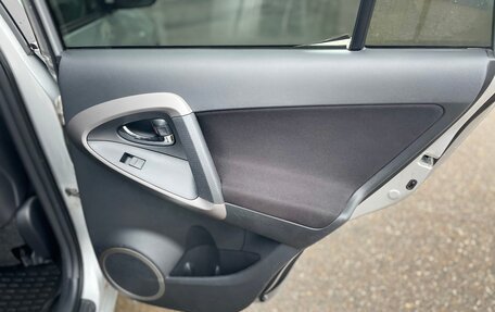 Toyota RAV4, 2008 год, 1 299 000 рублей, 13 фотография