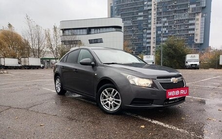 Chevrolet Cruze II, 2011 год, 585 000 рублей, 2 фотография