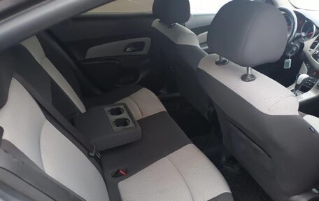 Chevrolet Cruze II, 2011 год, 585 000 рублей, 7 фотография