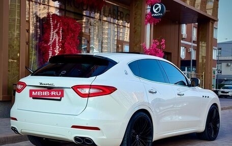 Maserati Levante I, 2017 год, 4 200 000 рублей, 9 фотография