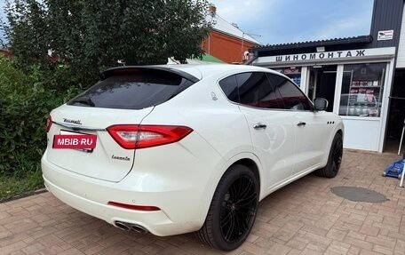 Maserati Levante I, 2017 год, 4 200 000 рублей, 2 фотография
