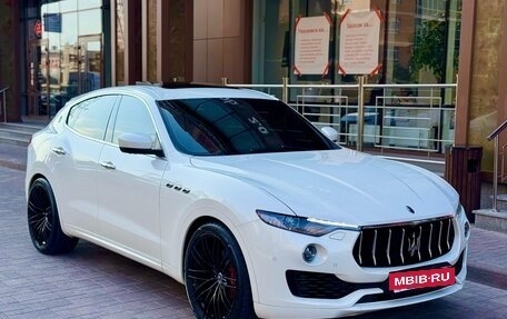 Maserati Levante I, 2017 год, 4 200 000 рублей, 10 фотография