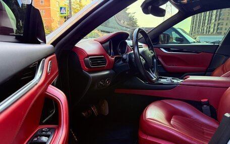 Maserati Levante I, 2017 год, 4 200 000 рублей, 14 фотография