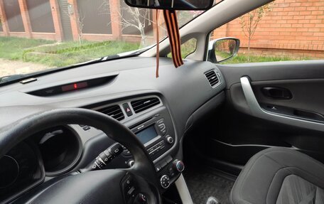 KIA cee'd III, 2013 год, 1 100 000 рублей, 5 фотография