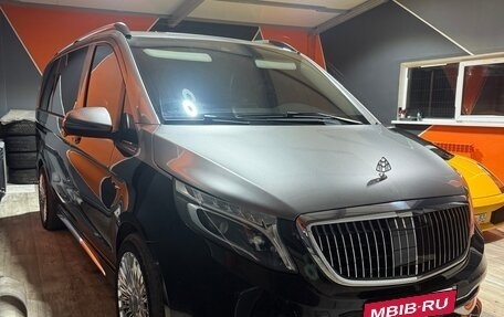 Mercedes-Benz V-Класс, 2016 год, 4 650 000 рублей, 3 фотография