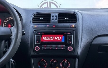 Volkswagen Polo VI (EU Market), 2011 год, 619 000 рублей, 18 фотография