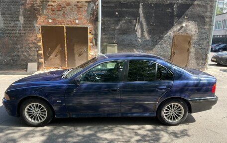 BMW 5 серия, 1998 год, 530 000 рублей, 3 фотография