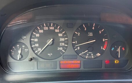 BMW 5 серия, 1998 год, 530 000 рублей, 9 фотография