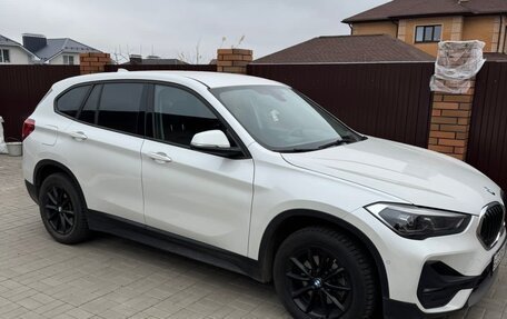 BMW X1, 2022 год, 2 950 000 рублей, 3 фотография