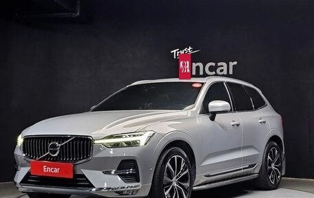 Volvo XC60 II, 2022 год, 3 820 000 рублей, 2 фотография