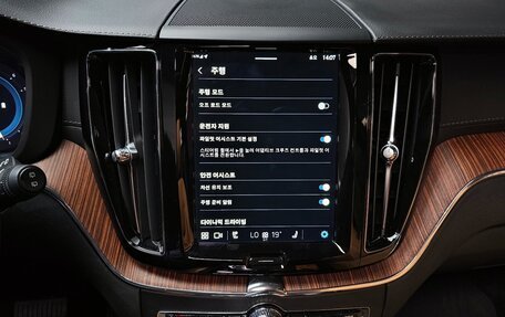 Volvo XC60 II, 2022 год, 3 820 000 рублей, 22 фотография