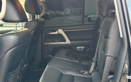 Toyota Land Cruiser 200, 2011 год, 2 850 000 рублей, 9 фотография