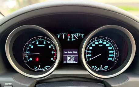 Toyota Land Cruiser 200, 2011 год, 2 850 000 рублей, 11 фотография