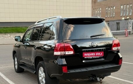 Toyota Land Cruiser 200, 2011 год, 2 850 000 рублей, 4 фотография