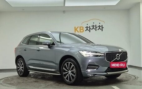 Volvo XC60 II, 2022 год, 4 100 000 рублей, 3 фотография