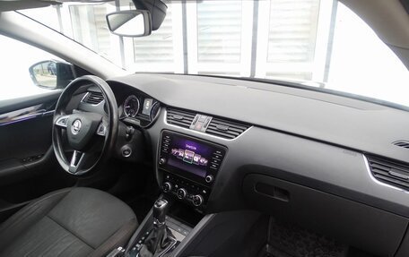 Skoda Octavia, 2018 год, 1 820 000 рублей, 2 фотография