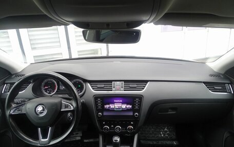 Skoda Octavia, 2018 год, 1 820 000 рублей, 9 фотография