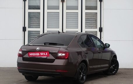 Skoda Octavia, 2018 год, 1 820 000 рублей, 3 фотография