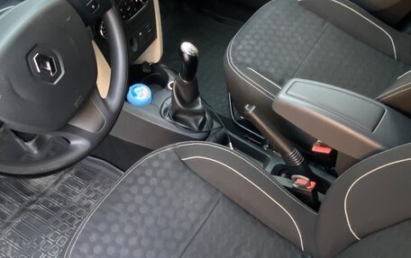Renault Logan II, 2015 год, 995 000 рублей, 16 фотография