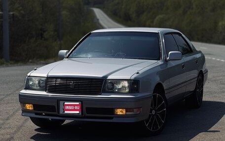 Toyota Crown, 1999 год, 650 000 рублей, 1 фотография