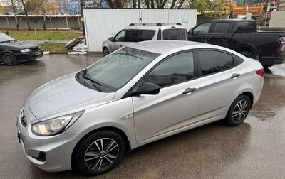 Hyundai Solaris II рестайлинг, 2014 год, 795 000 рублей, 1 фотография