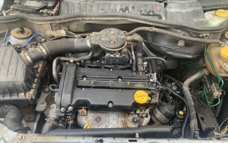 Opel Corsa C рестайлинг, 2003 год, 155 000 рублей, 4 фотография