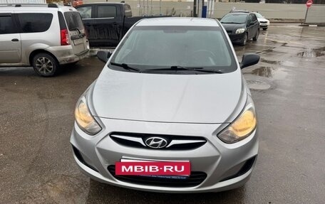 Hyundai Solaris II рестайлинг, 2014 год, 795 000 рублей, 3 фотография