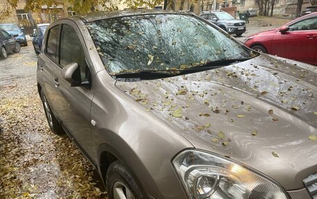 Nissan Qashqai, 2009 год, 900 000 рублей, 2 фотография