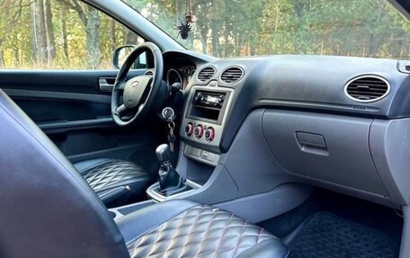 Ford Focus II рестайлинг, 2010 год, 520 000 рублей, 3 фотография