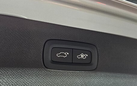 Volvo XC90 II рестайлинг, 2022 год, 5 330 000 рублей, 9 фотография