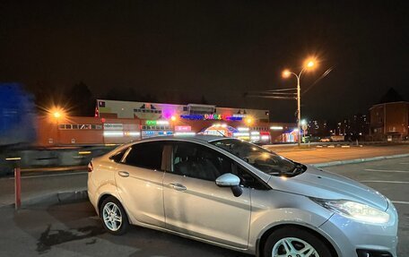 Ford Fiesta, 2015 год, 1 000 000 рублей, 2 фотография