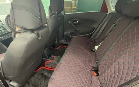 Volkswagen Polo VI (EU Market), 2012 год, 800 000 рублей, 6 фотография