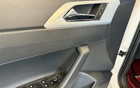 Volkswagen Polo, 2021 год, 991 027 рублей, 13 фотография