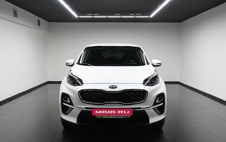 KIA Sportage IV рестайлинг, 2020 год, 2 470 000 рублей, 3 фотография