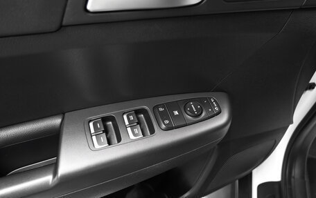 KIA Sportage IV рестайлинг, 2020 год, 2 470 000 рублей, 20 фотография