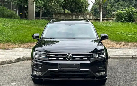 Volkswagen Tiguan II, 2021 год, 3 350 069 рублей, 2 фотография