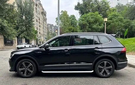 Volkswagen Tiguan II, 2021 год, 3 350 069 рублей, 5 фотография