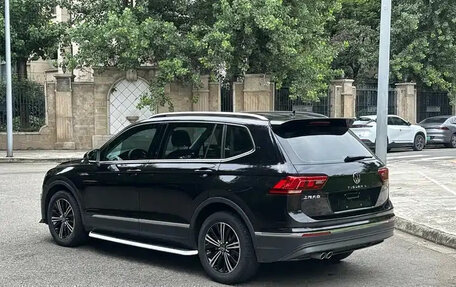 Volkswagen Tiguan II, 2021 год, 3 350 069 рублей, 6 фотография